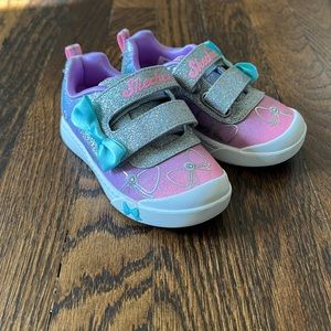 BRAND NEW! Skechers Light Up Sneakers